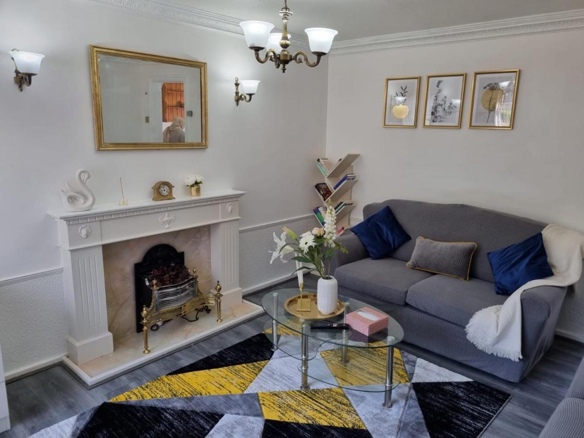 Centrally Located W/ Free Parking & Smart Tv Leeds  Extérieur photo