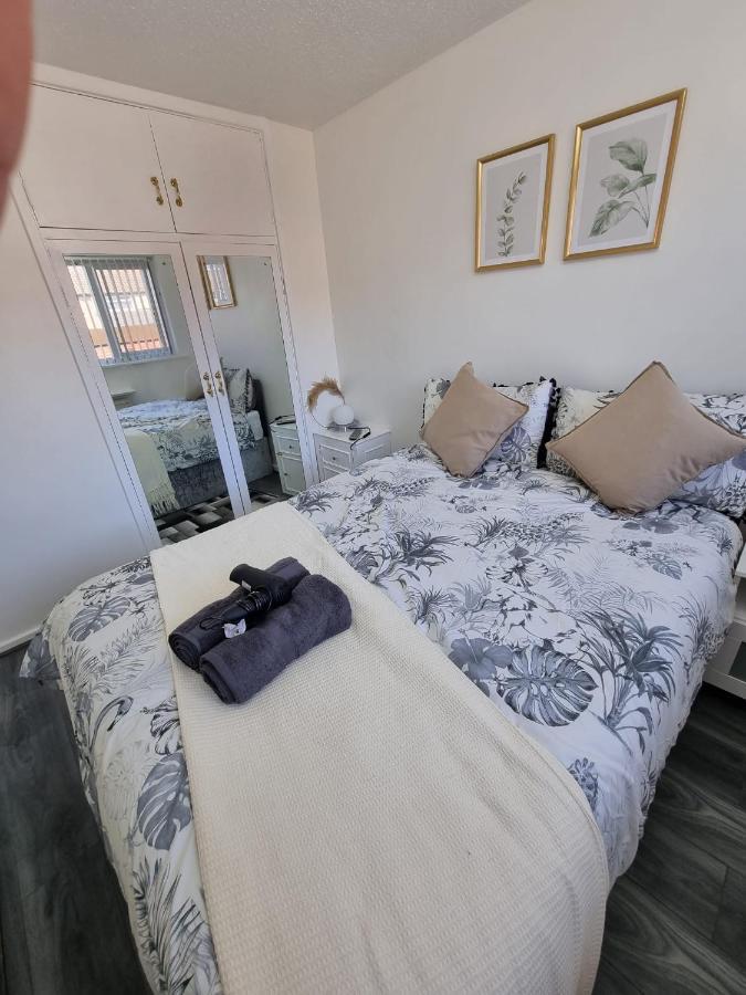 Centrally Located W/ Free Parking & Smart Tv Leeds  Extérieur photo